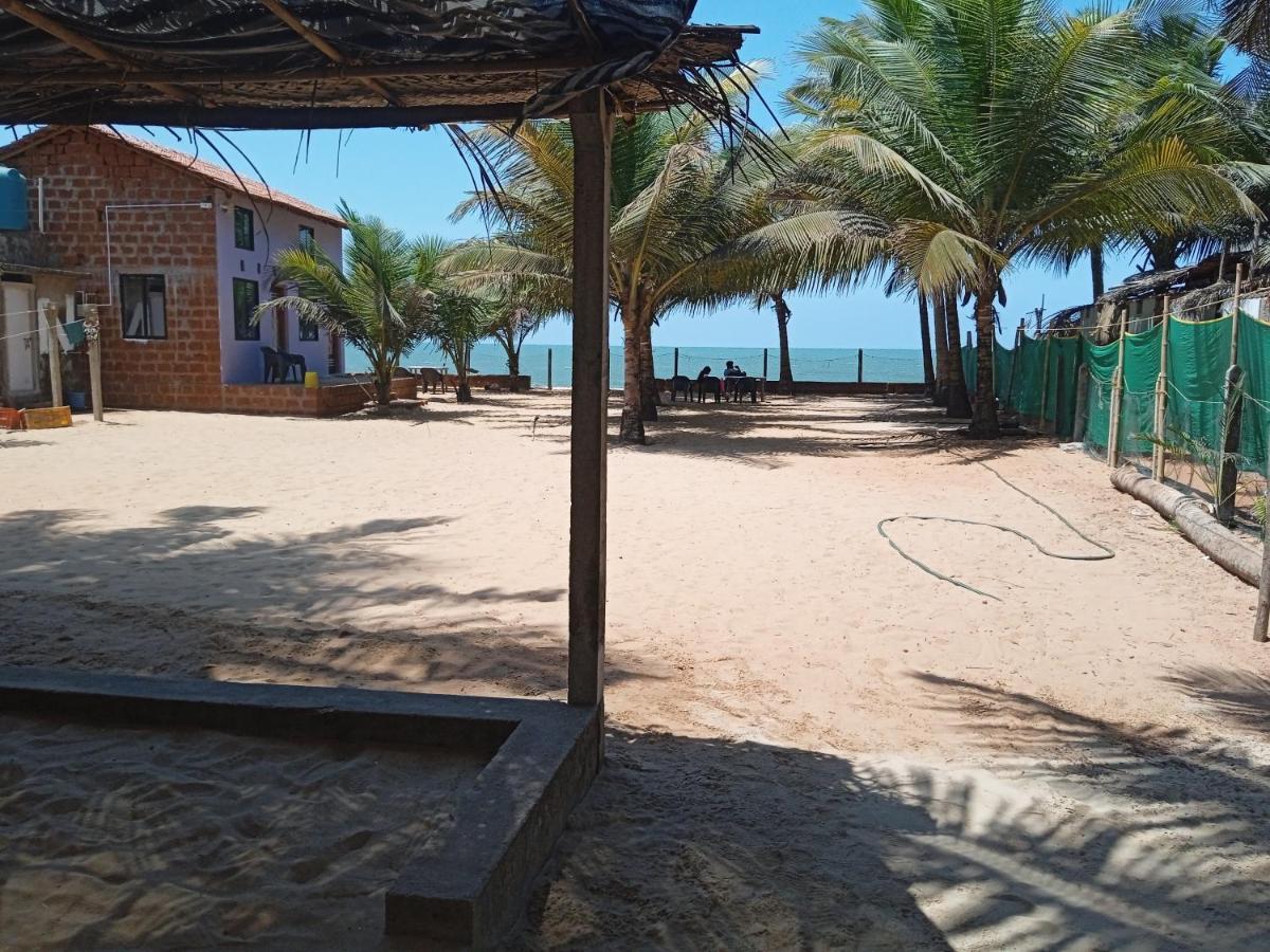 Nisarga Homestay And Beach Resort Gokarna Gokarna  Kültér fotó